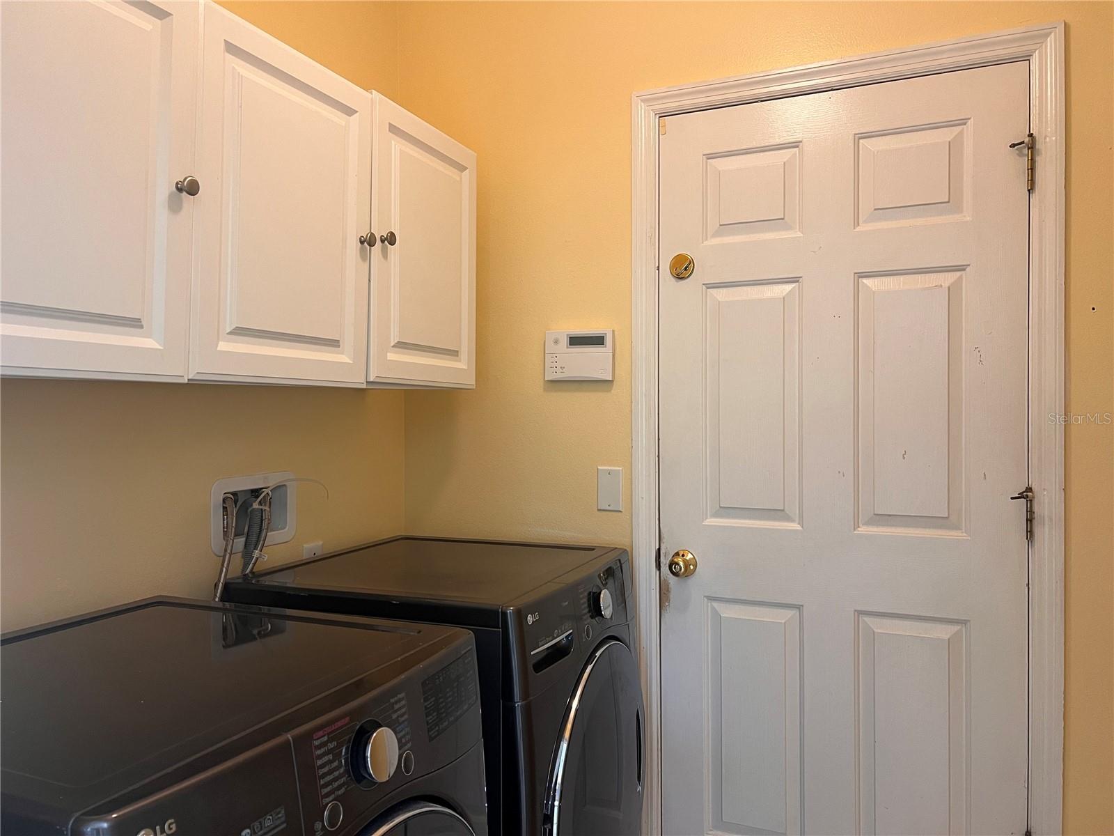 REFLECTIONS - Residential Lease