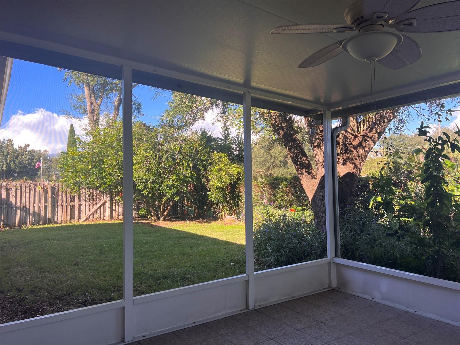 REFLECTIONS - Residential Lease