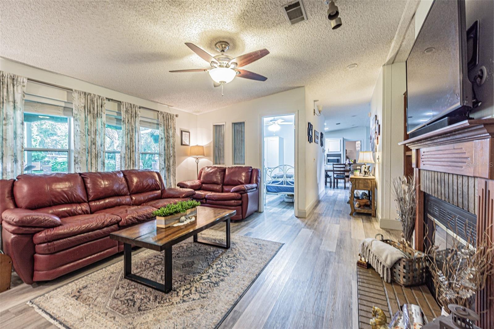 3349 OAKWOOD DRIVE