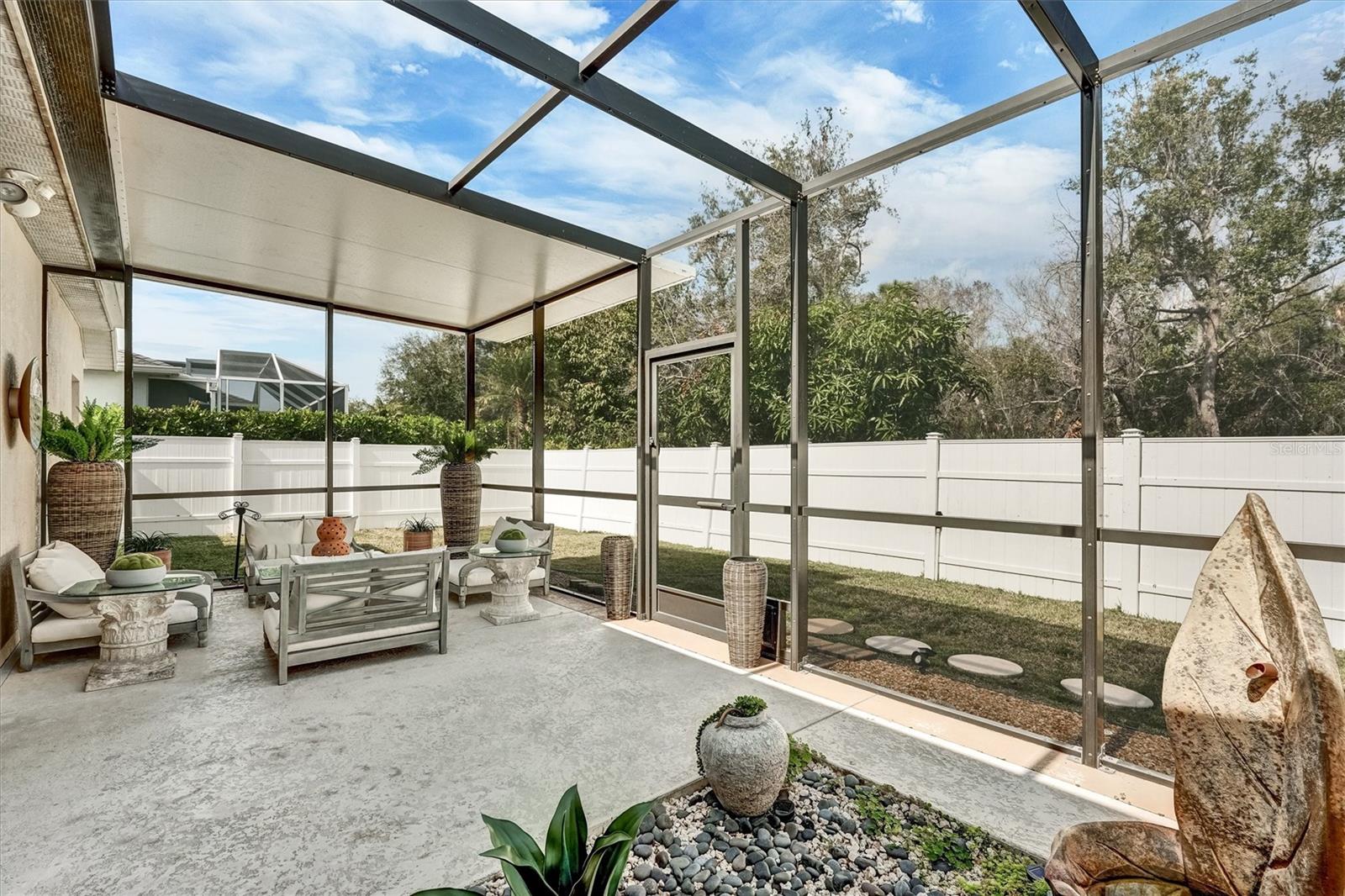 CARLYLE AT VILLAGES OF PALM-AIRE - Residential