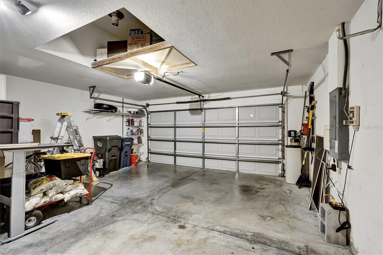 CARLYLE AT VILLAGES OF PALM-AIRE - Residential