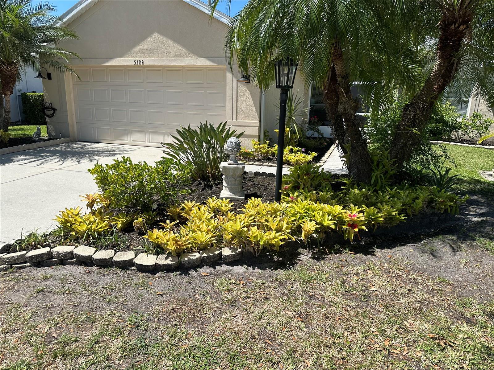 5122 CREEKSIDE TRAIL