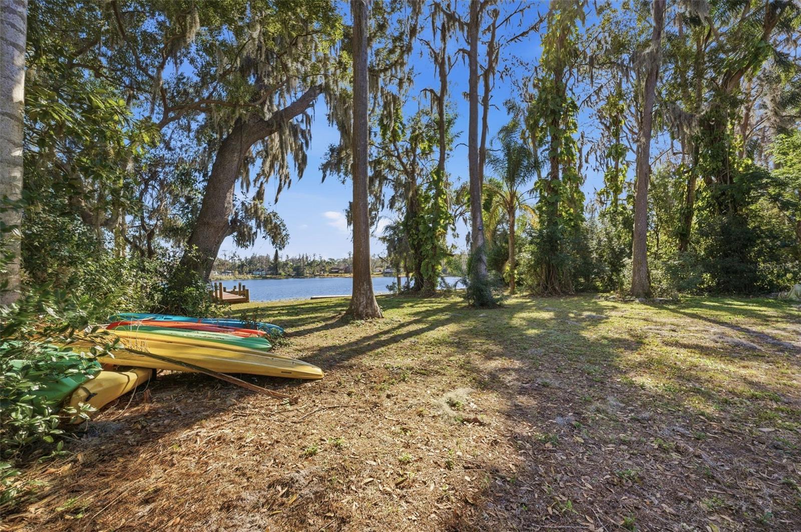 WARREN ESTATES - Land