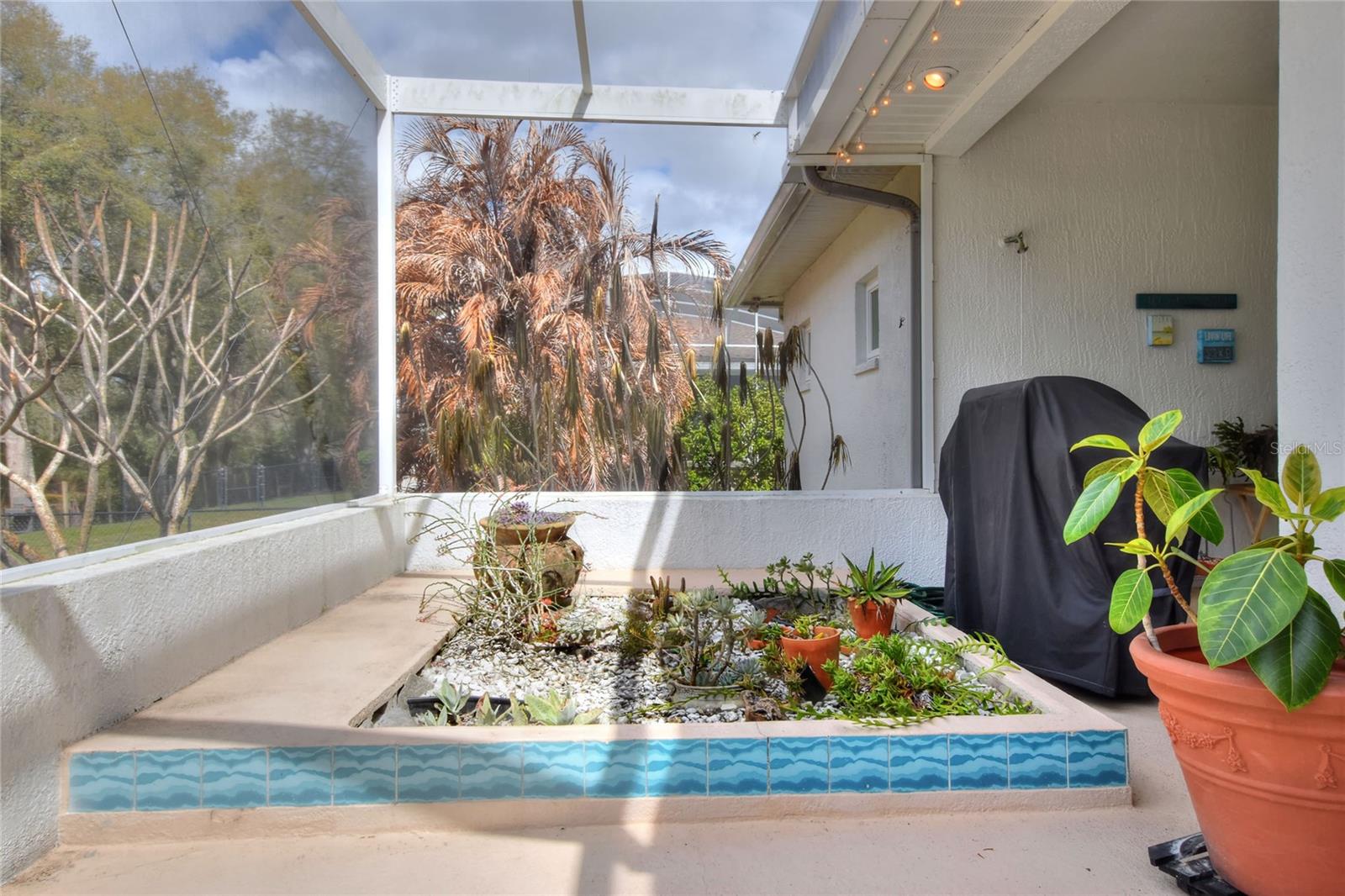 HAMILTON SOUTH - Residential