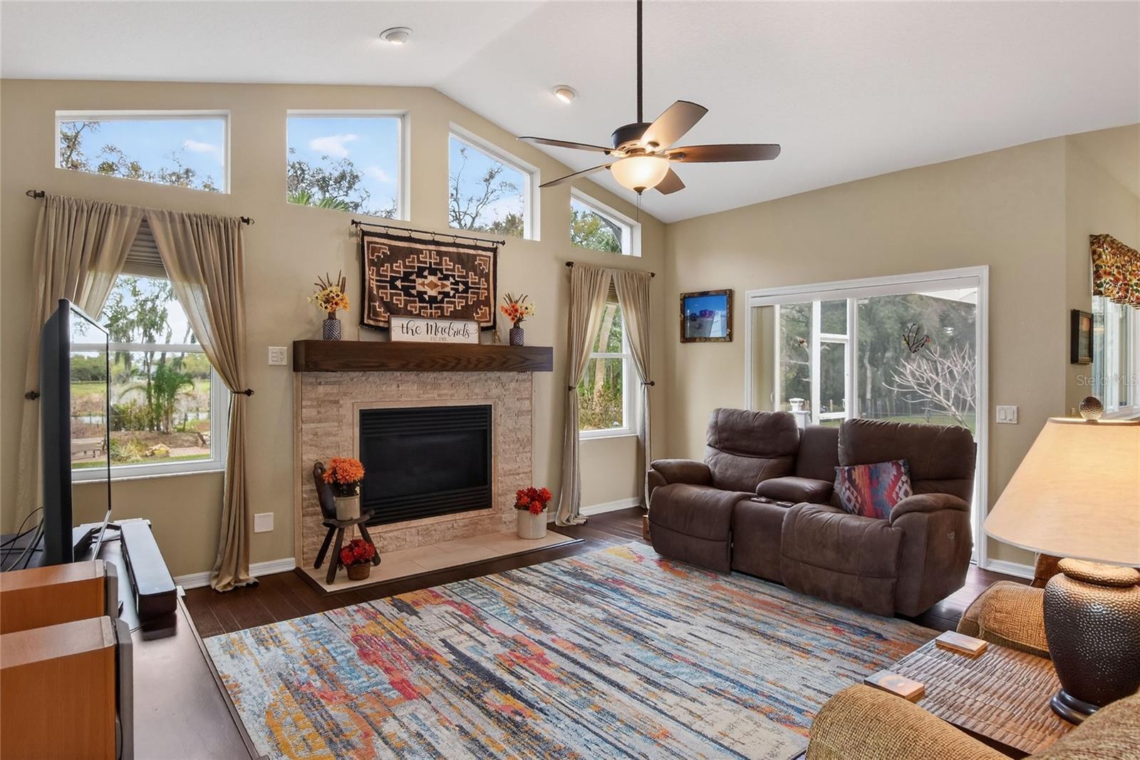 HAMILTON SOUTH - Residential