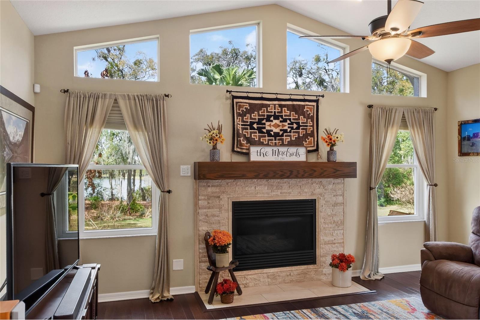 HAMILTON SOUTH - Residential