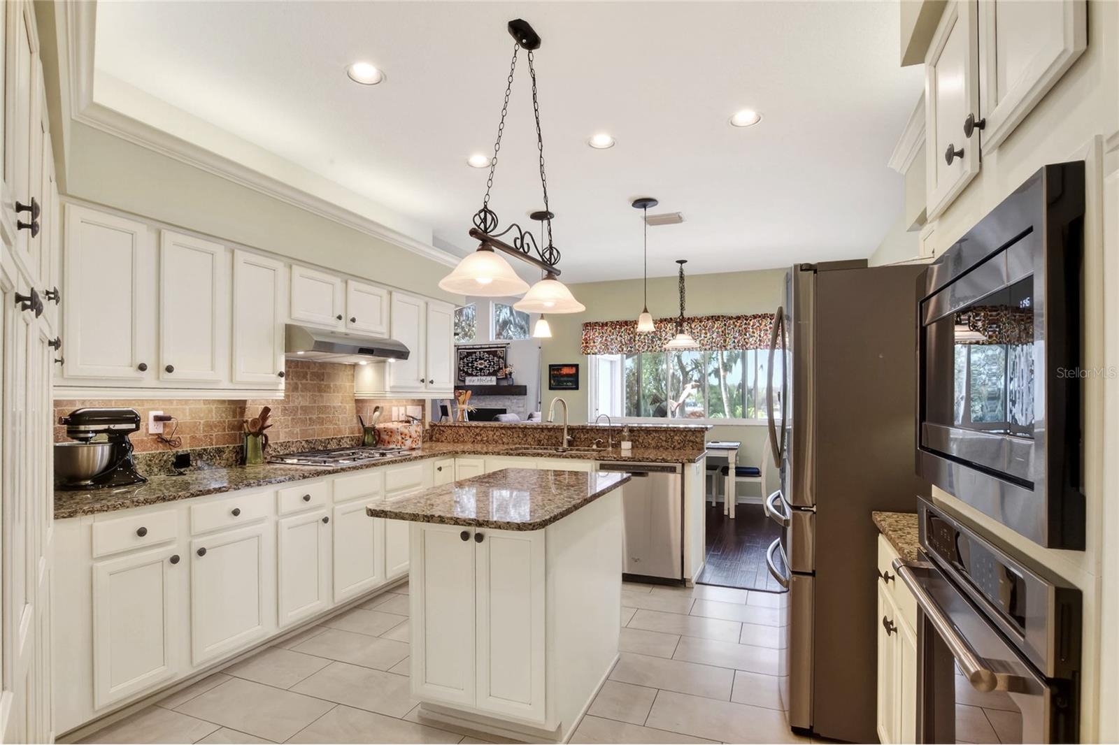 HAMILTON SOUTH - Residential