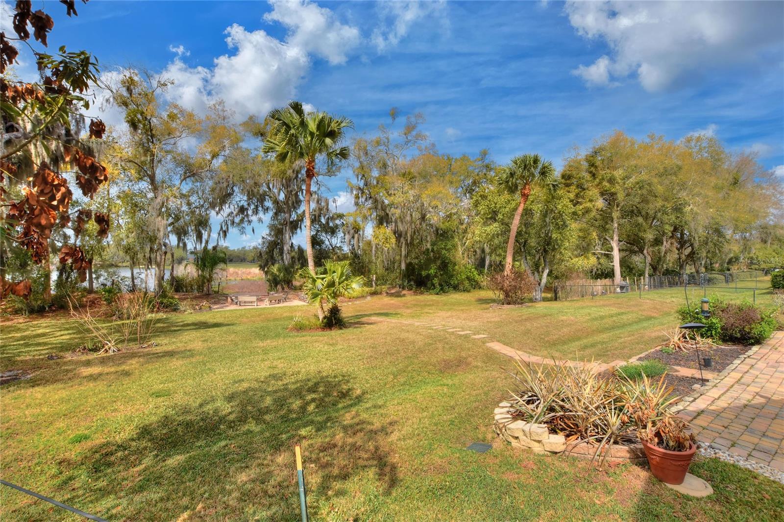 HAMILTON SOUTH - Residential