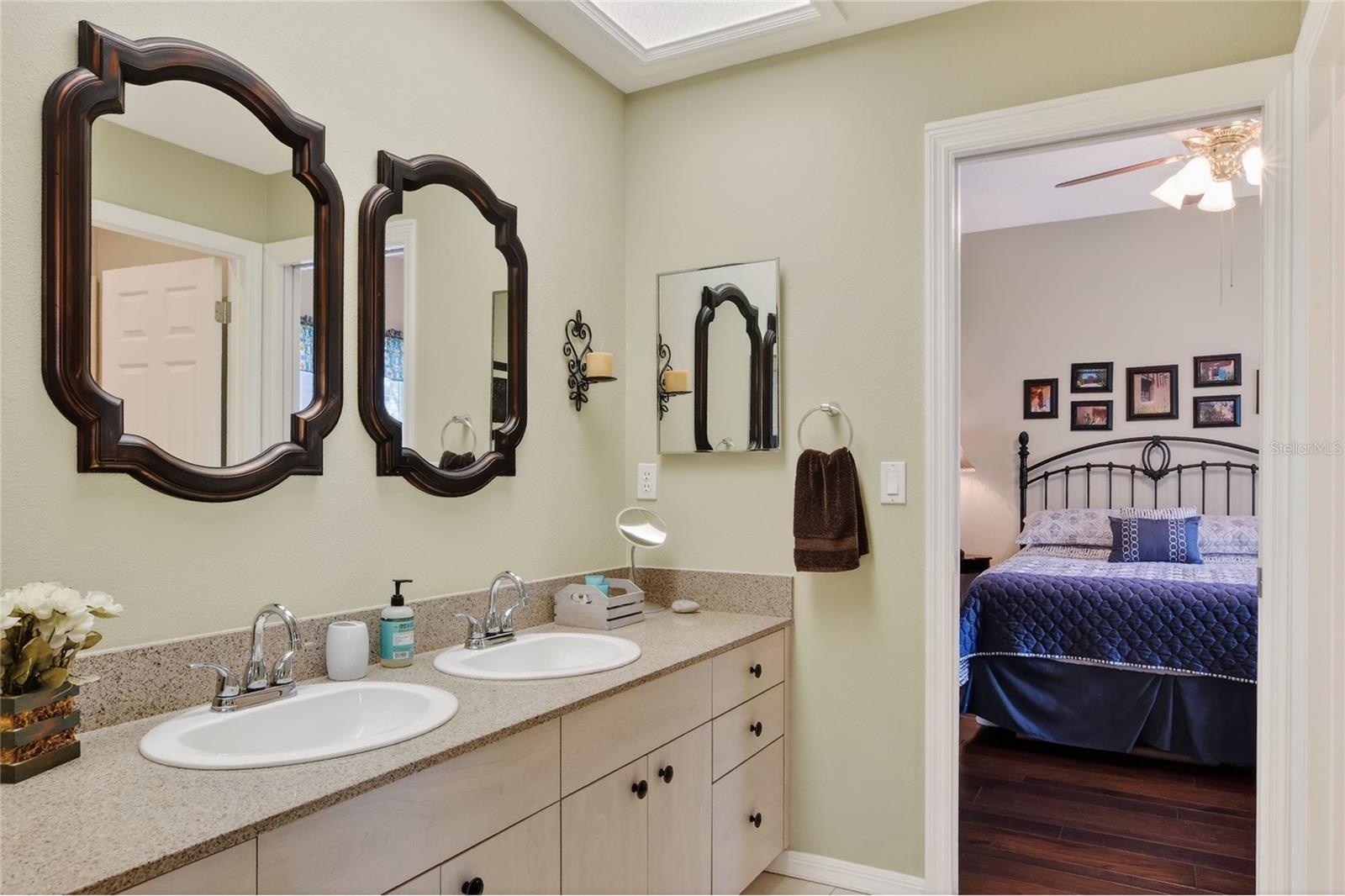 HAMILTON SOUTH - Residential