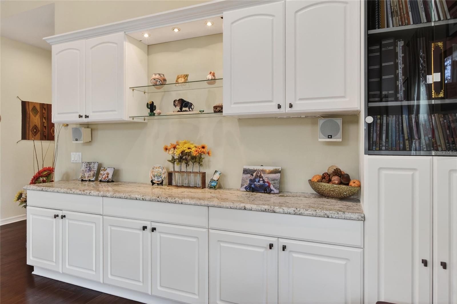 HAMILTON SOUTH - Residential