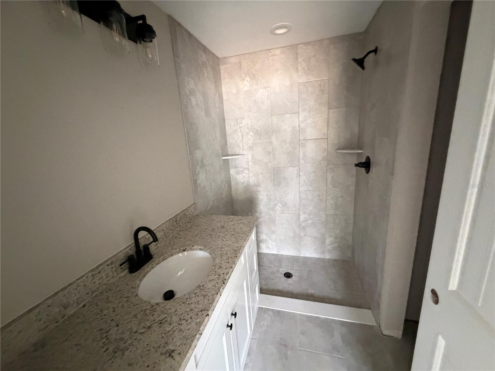 CITRUS SPGS UNIT 01 - Residential