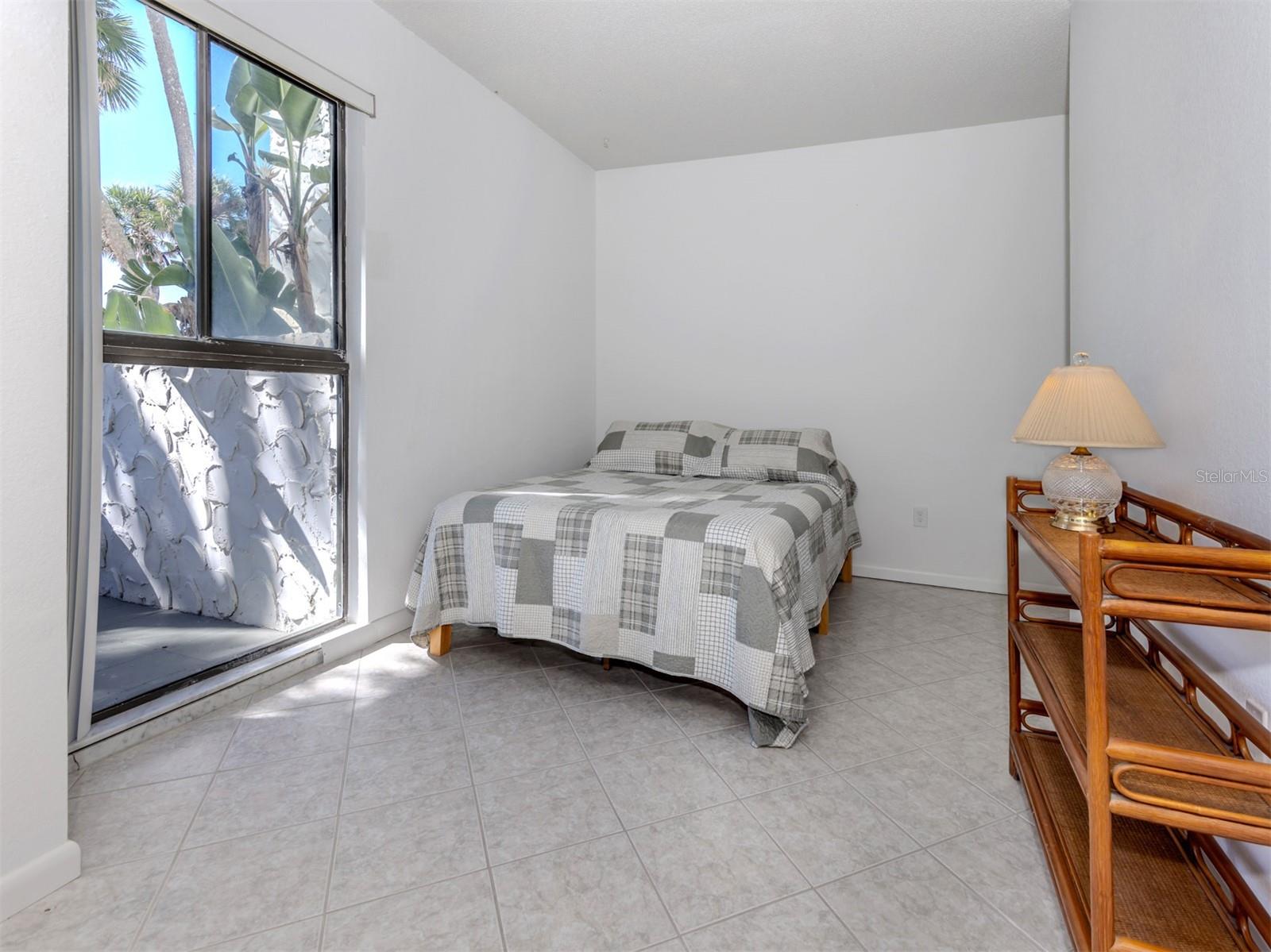 BAHIA VISTA GULF - Residential