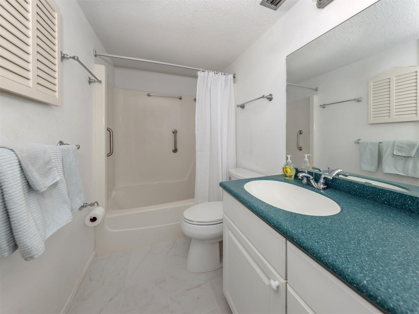 BAHIA VISTA GULF - Residential