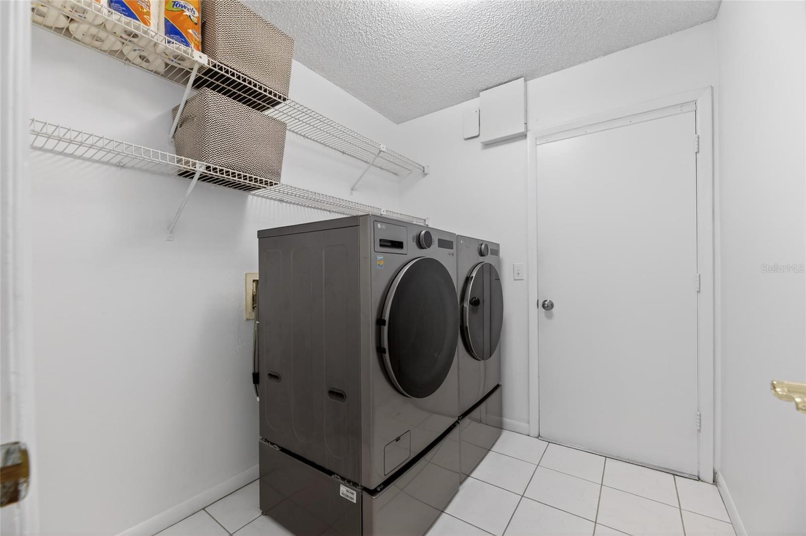 LOGAN GATE VILLAGE PH IV UN 2 - Residential