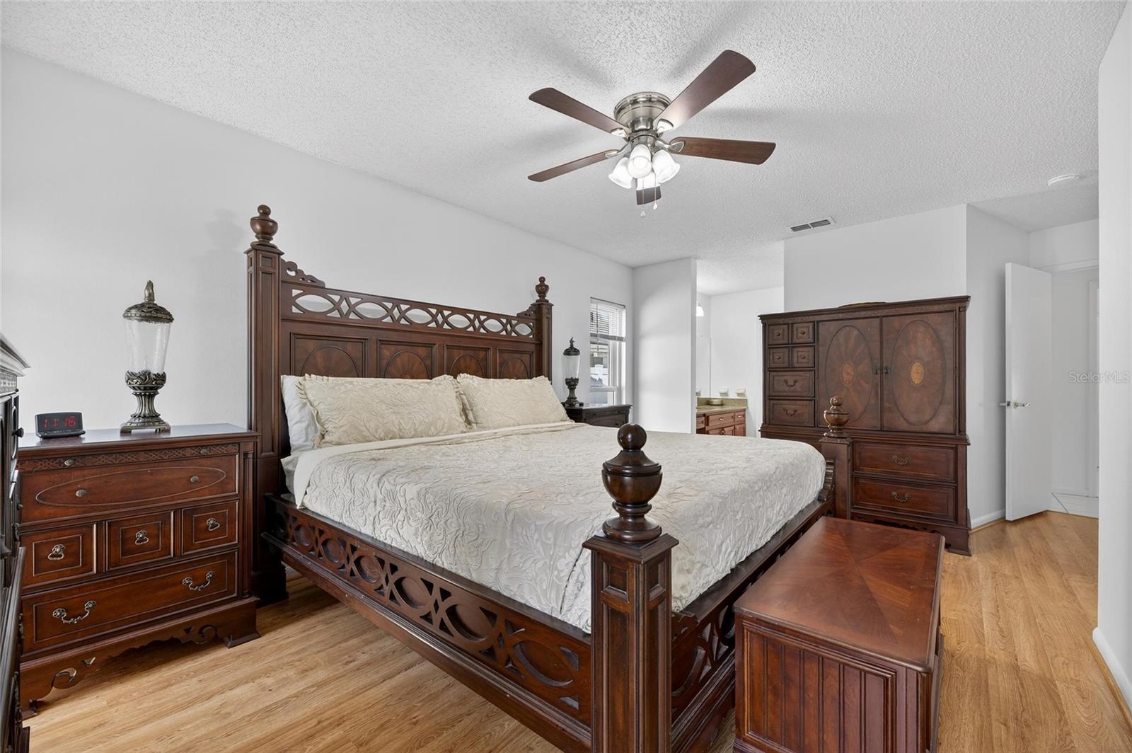 LOGAN GATE VILLAGE PH IV UN 2 - Residential