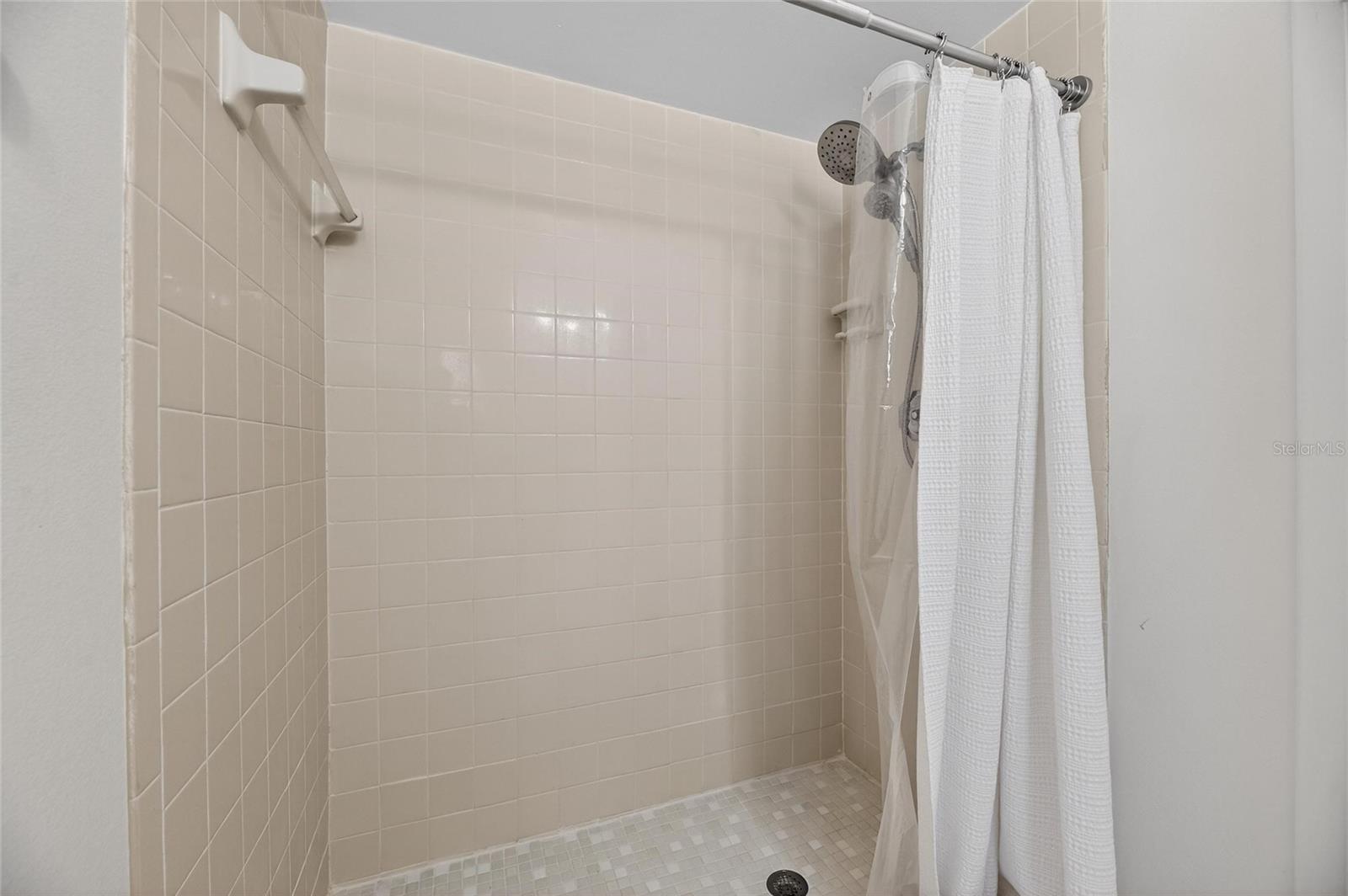 LOGAN GATE VILLAGE PH IV UN 2 - Residential