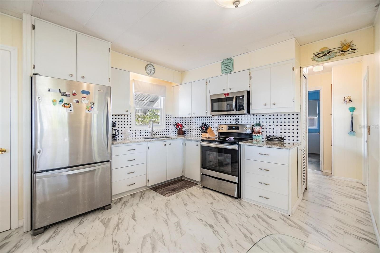 BETMAR ACRES - Residential