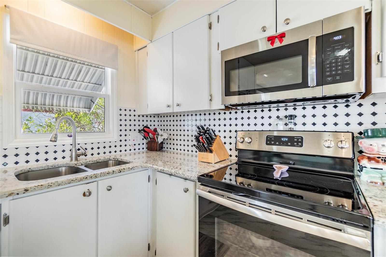 BETMAR ACRES - Residential