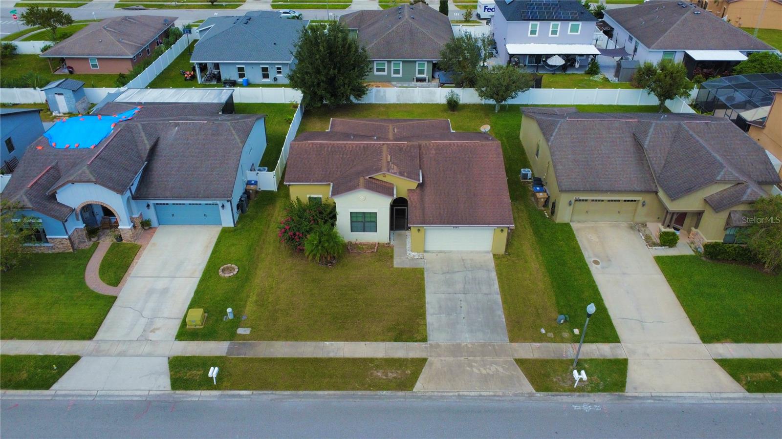 4643 DORAL PARK AVENUE