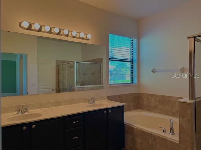 DORAL POINTE UNIT 2 - Residential