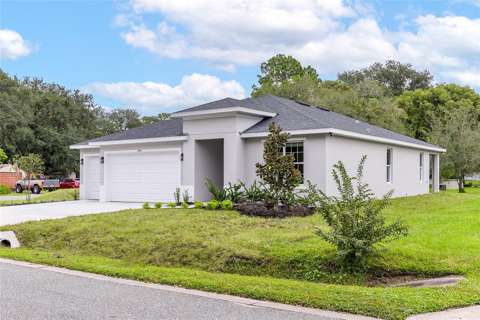 TAFT TOWN - Residential