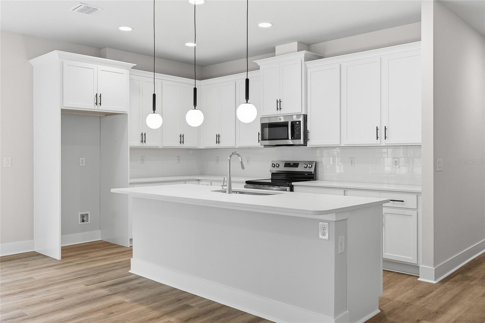 TAFT TOWN - Residential