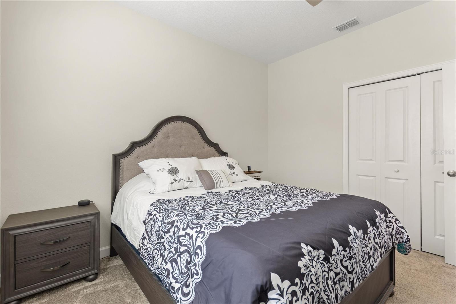 STONEYBROOK SOUTH NORTH PRCL PH 2 - Residential Lease