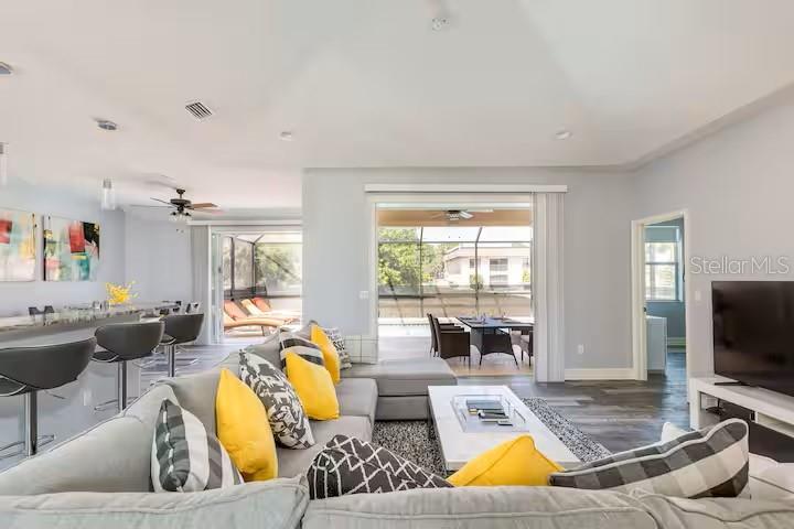 OAKLAND HILLS SEC - Residential