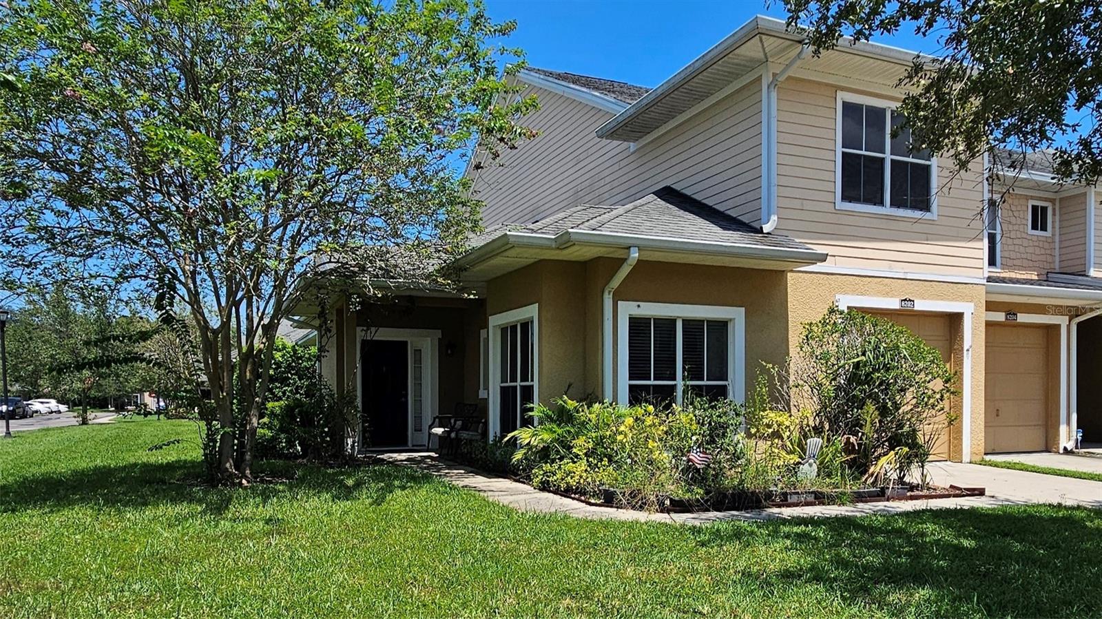 This END UNIT townhome is located in a beautiful and peaceful GATED community. It offers 3 bedrooms and 2.5 bathrooms, with the primary suite conveniently situated on the first floor. The open floor plan connects the dining and living areas, complemented by an inviting eat-in kitchen. Unique to this end unit is a spacious screened lanai, perfect for private relaxation, along with a one-car garage.
Residents of this gated community enjoy access to two pools, a playground, dog park, and coservation for endless enjoyment.
The low HOA fee includes water, trash, and sewage, with no CDD! Conveniently located near I-4, I-75, Tampa, Brandon, Clearwater Beach, the Hard Rock Casino, and the MidFlorida Amphitheatre. Don’t miss this opportunity!