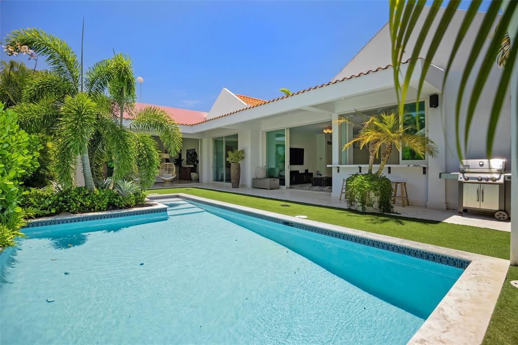 DORADO BEACH EAST - Residential