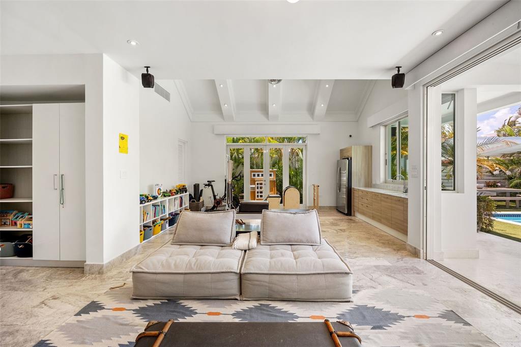 DORADO BEACH EAST - Residential