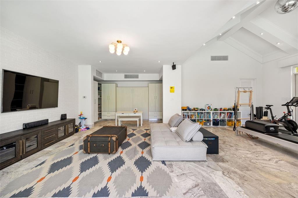 DORADO BEACH EAST - Residential