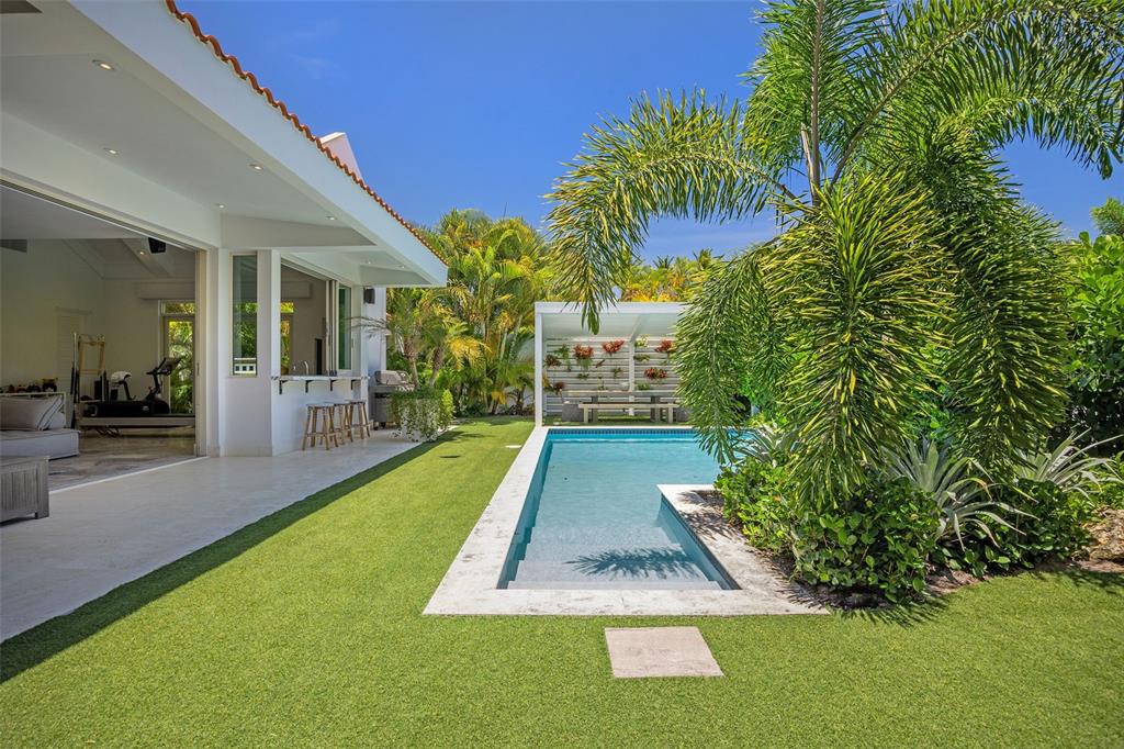 DORADO BEACH EAST - Residential