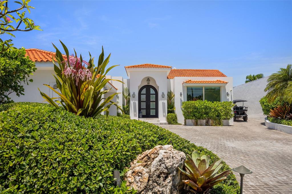 DORADO BEACH EAST - Residential