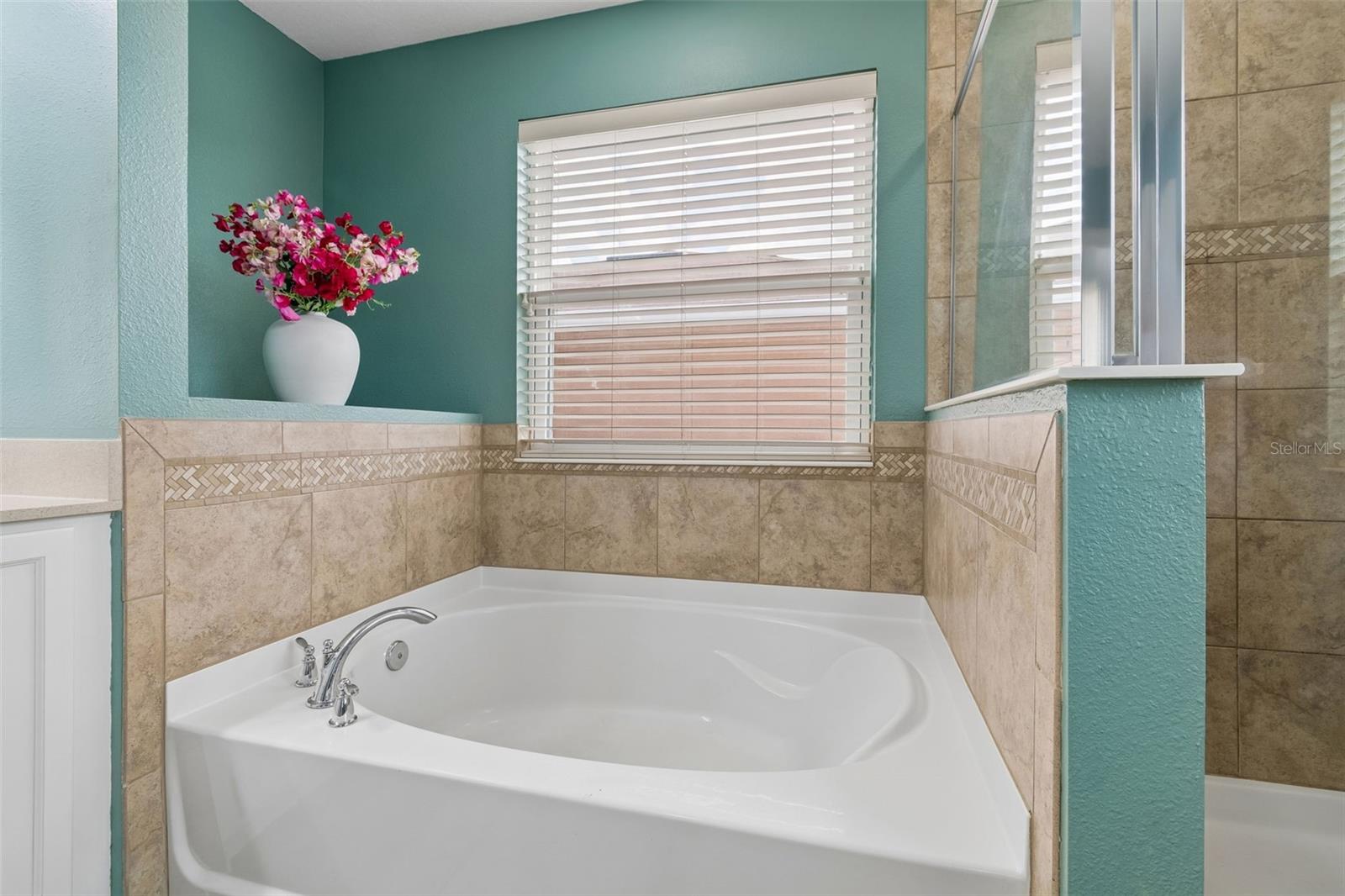 MIRABELLA - Residential