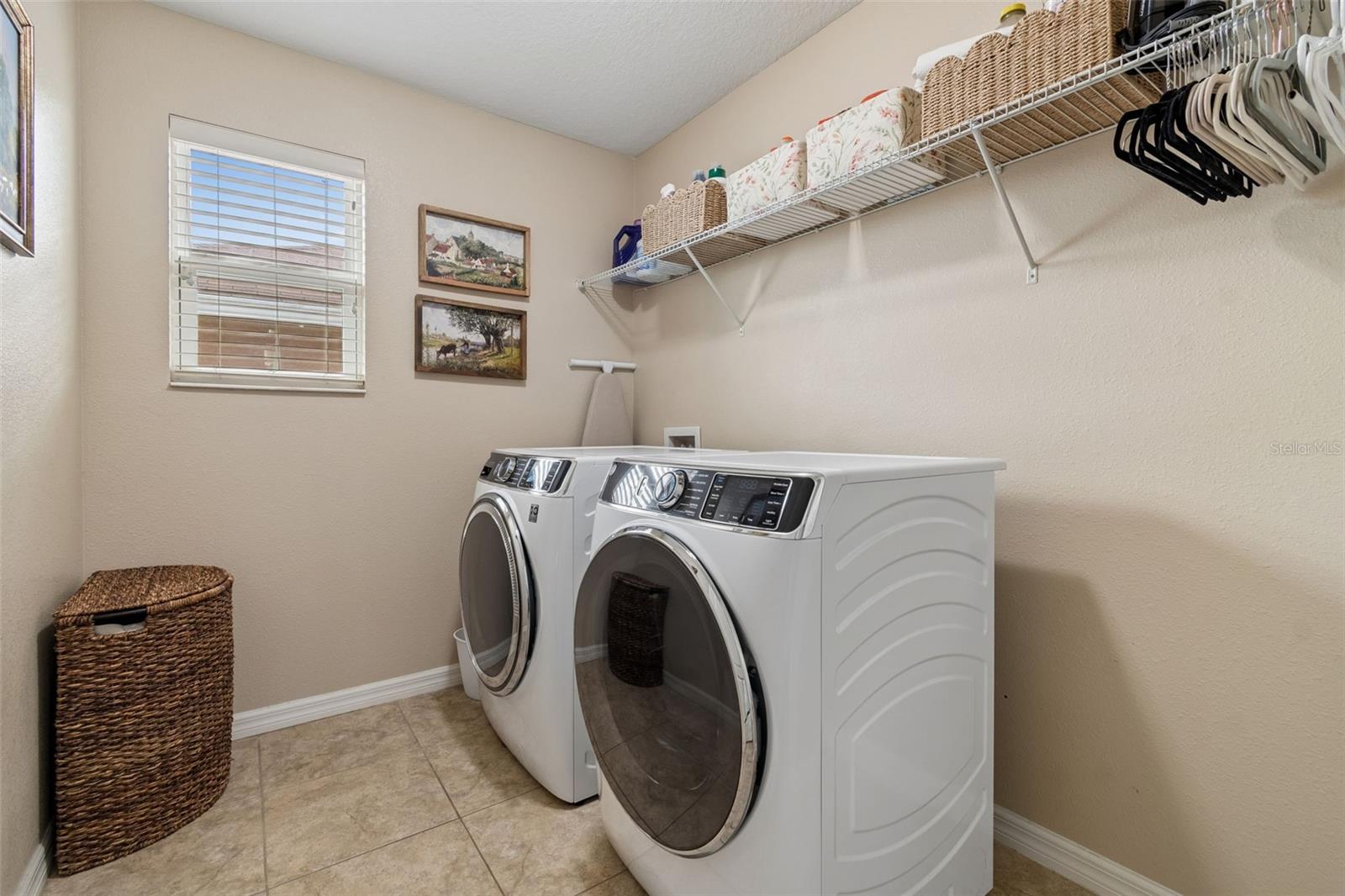 MIRABELLA - Residential