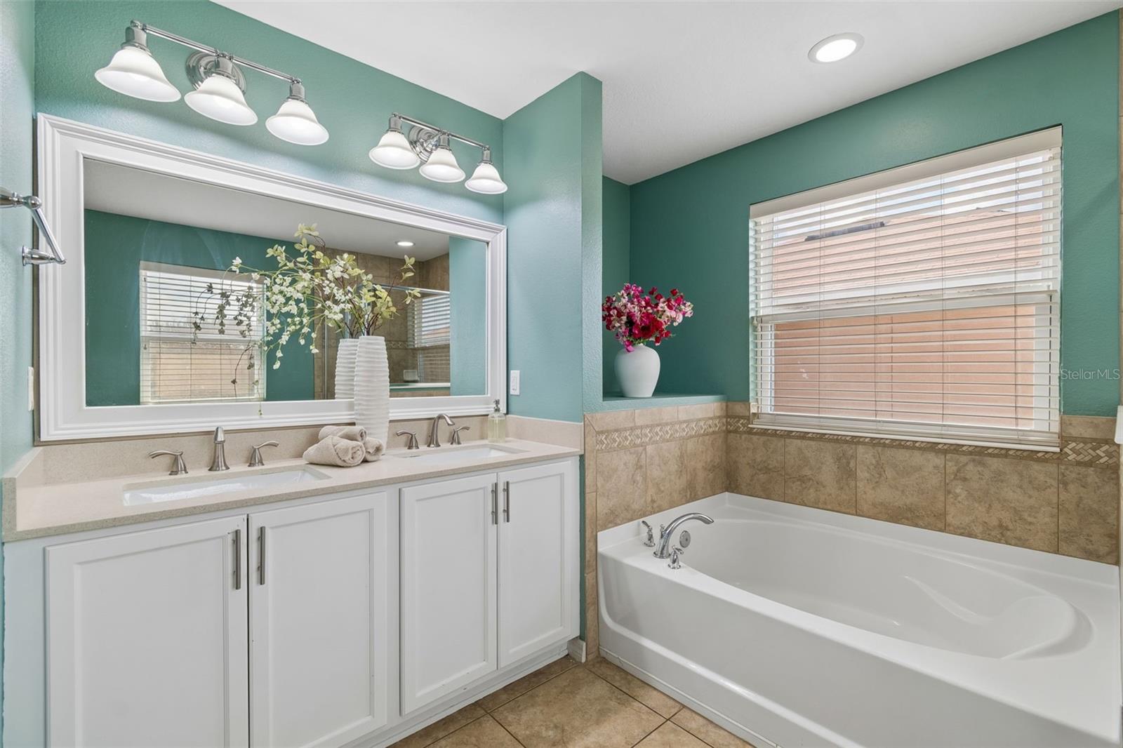 MIRABELLA - Residential