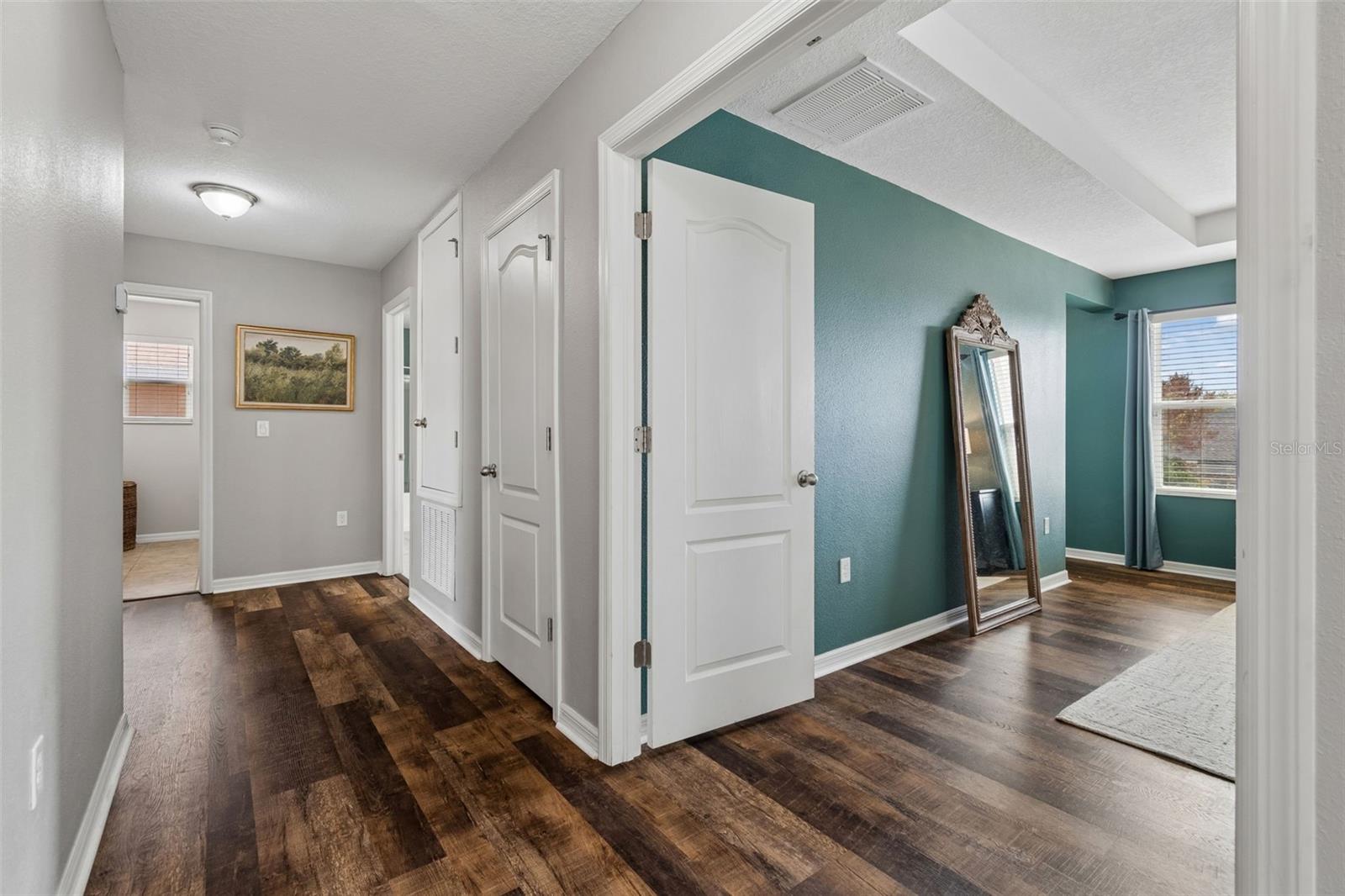 MIRABELLA - Residential