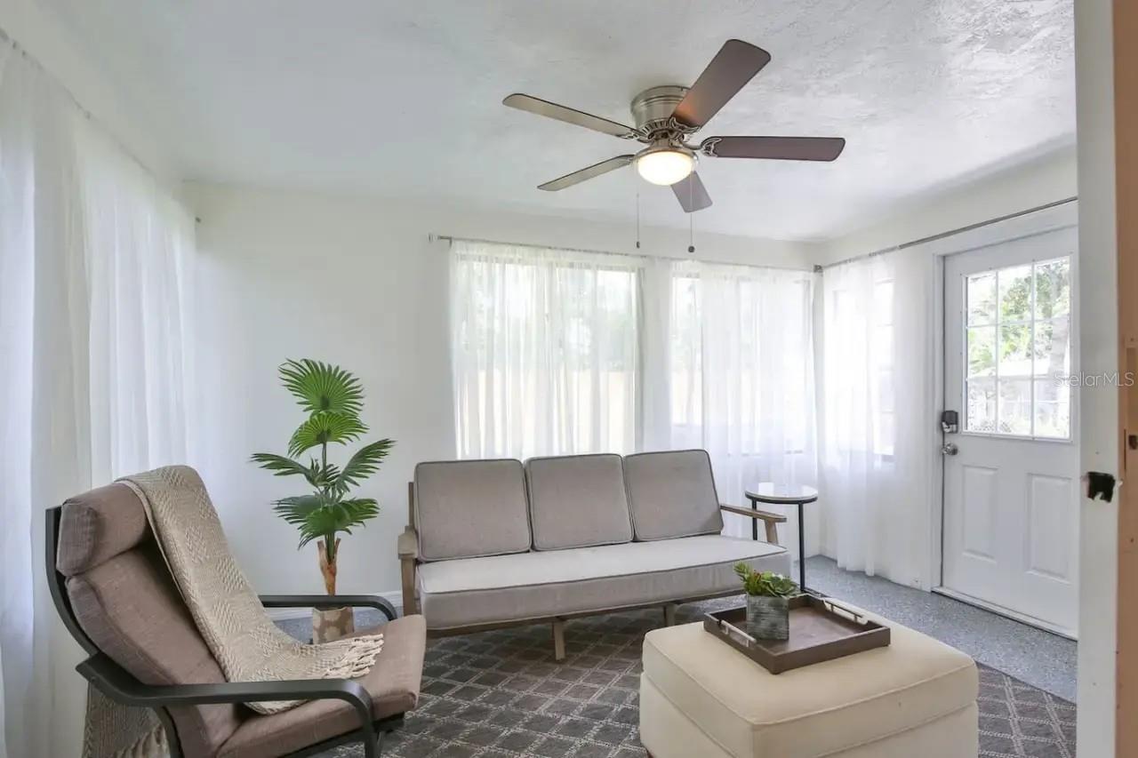 SUN HAVEN - Residential Lease