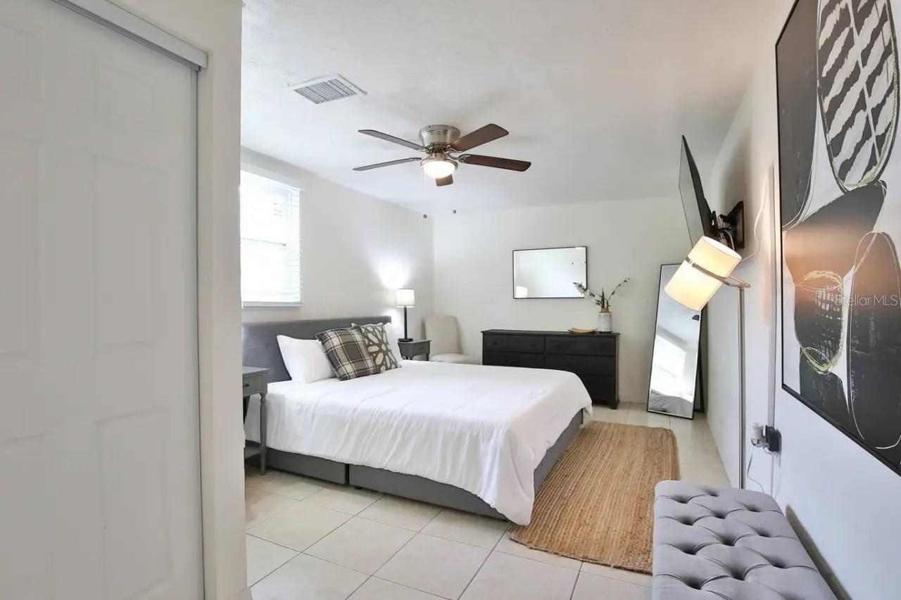 SUN HAVEN - Residential Lease