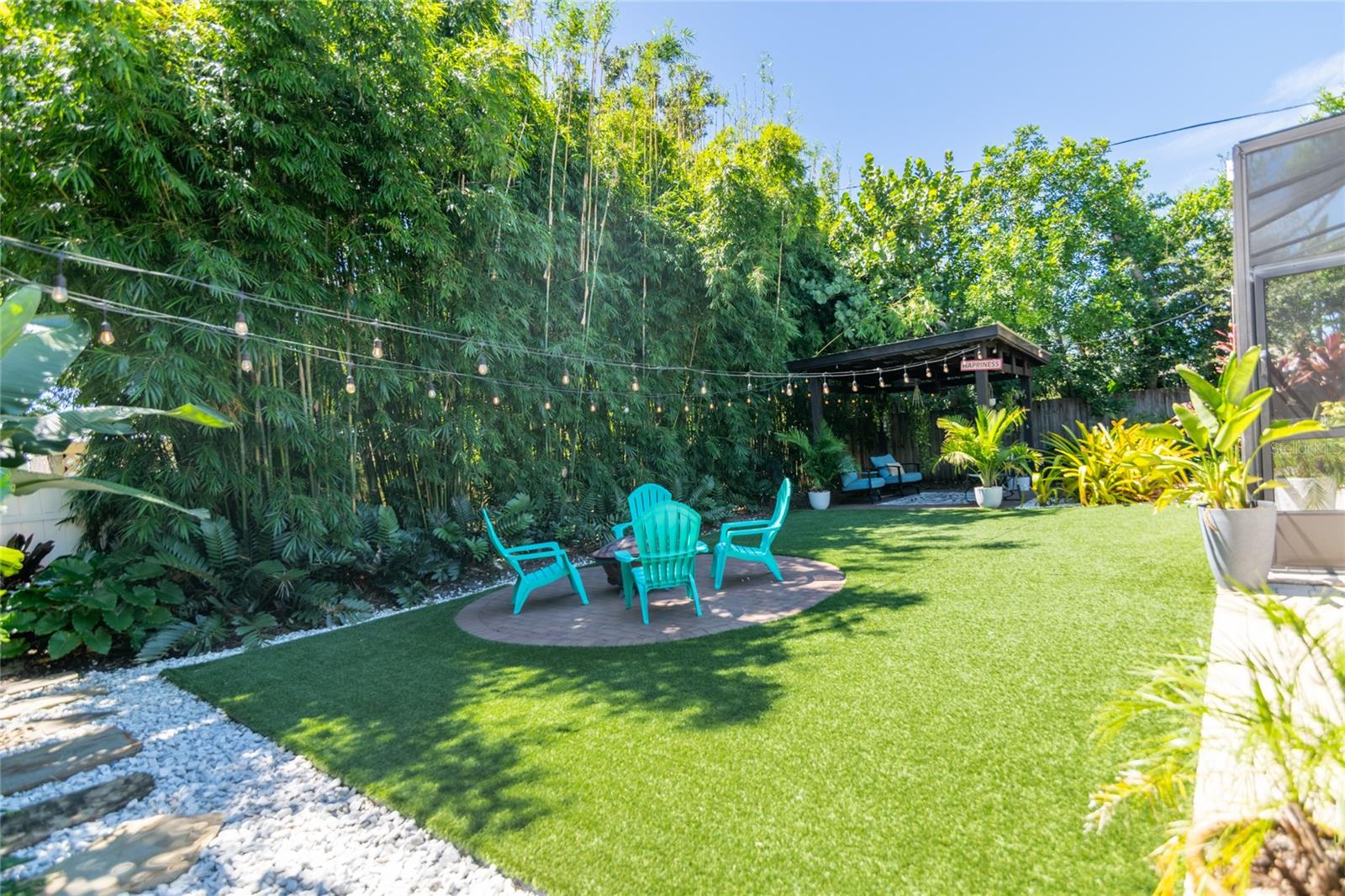 PASADENA ESTATES SEC F - Residential