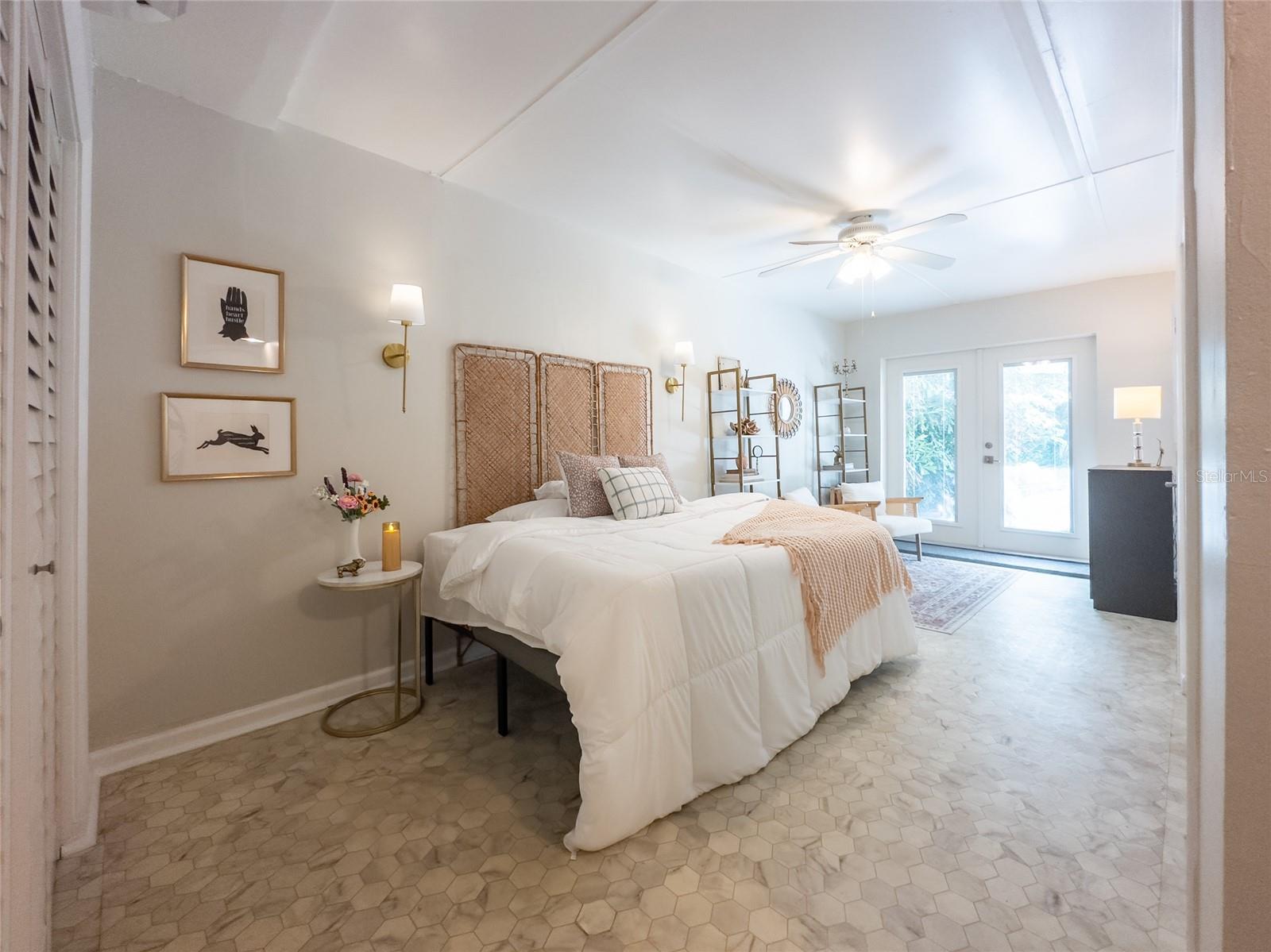 PASADENA ESTATES SEC F - Residential