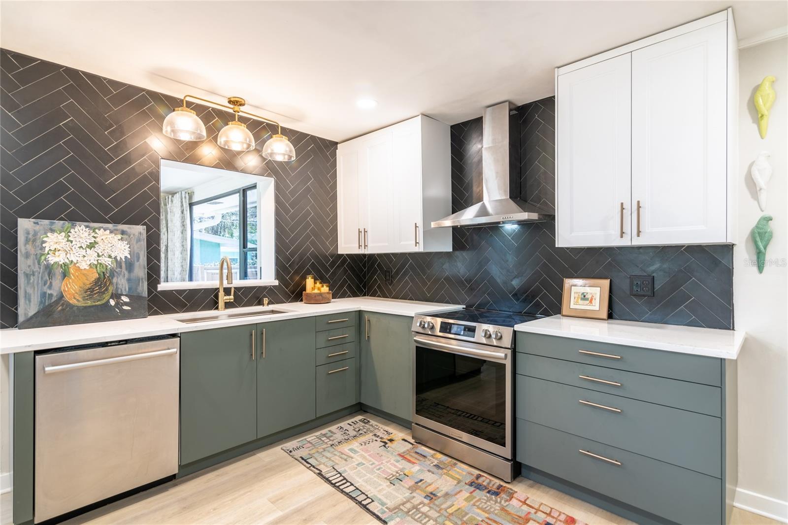 PASADENA ESTATES SEC F - Residential