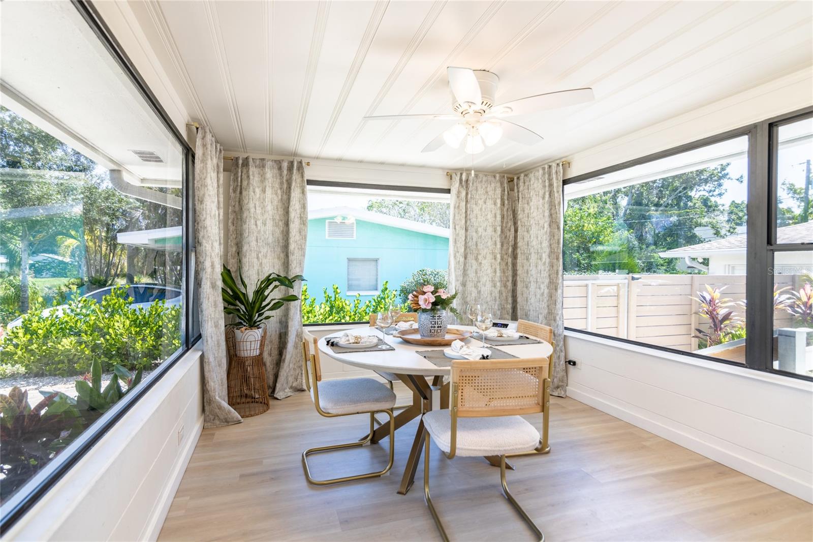 PASADENA ESTATES SEC F - Residential