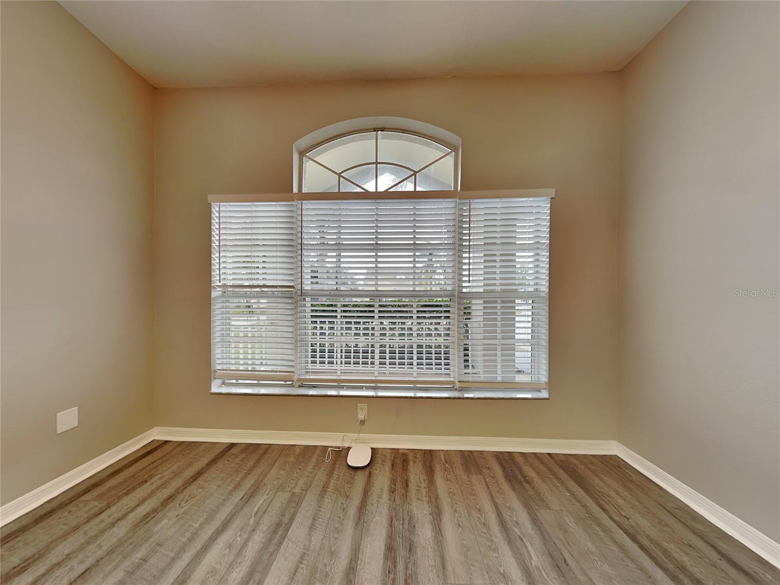 SUNCOAST MEADOWS INCREMENT 01 - Residential Lease