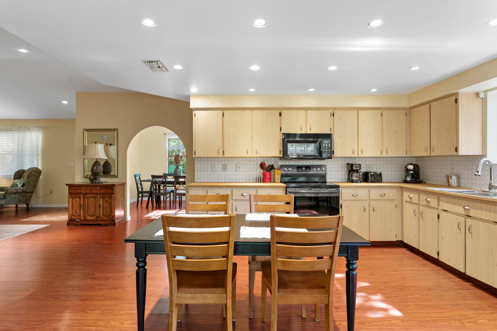 FAIRVIEW - Residential Lease