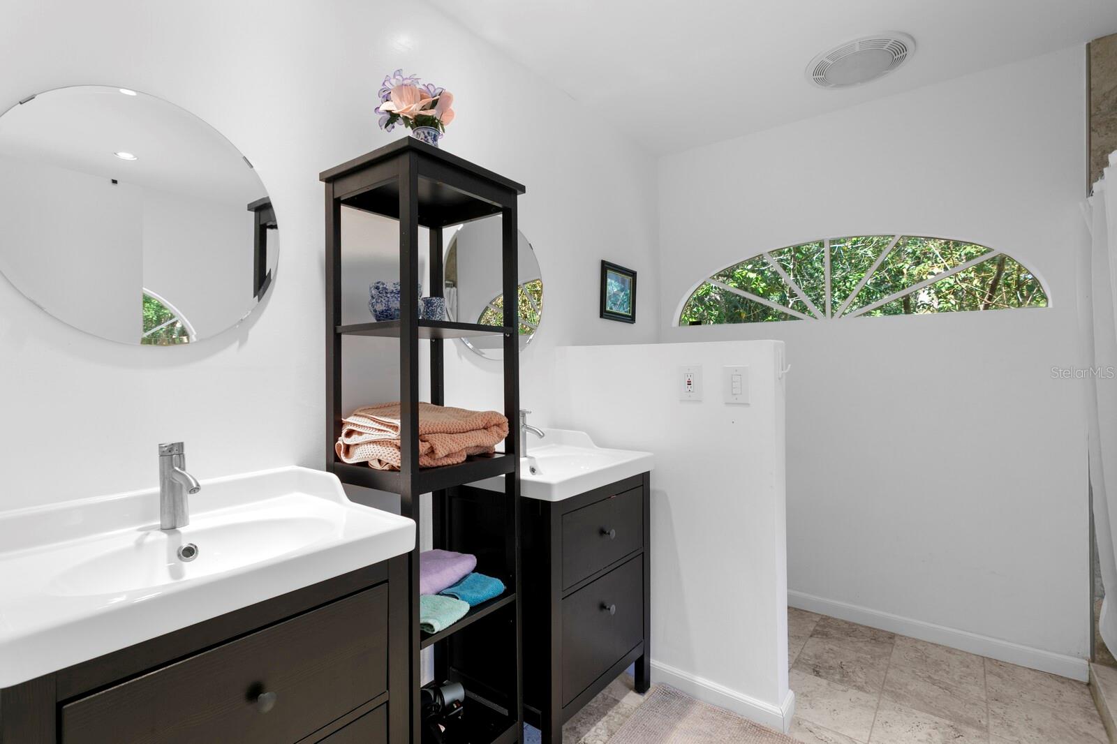 FAIRVIEW - Residential Lease