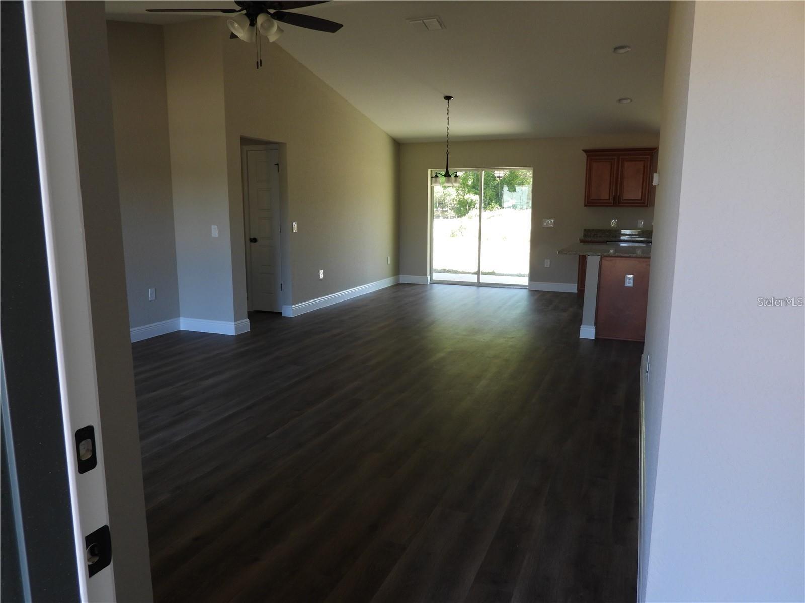 SILVER SPGS SHORES 17 - Residential Lease