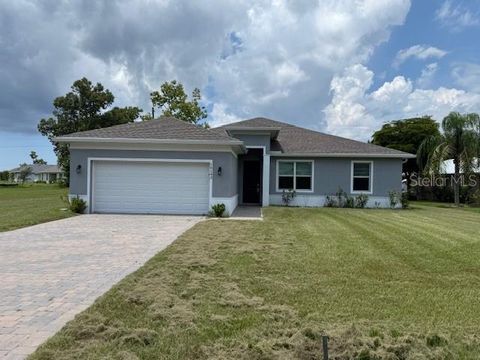Photo of 16142 Juarez Circle, Punta Gorda, FL 33955 (MLS # C7513901)