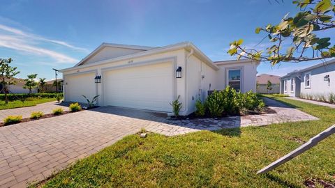 A home in PORT CHARLOTTE